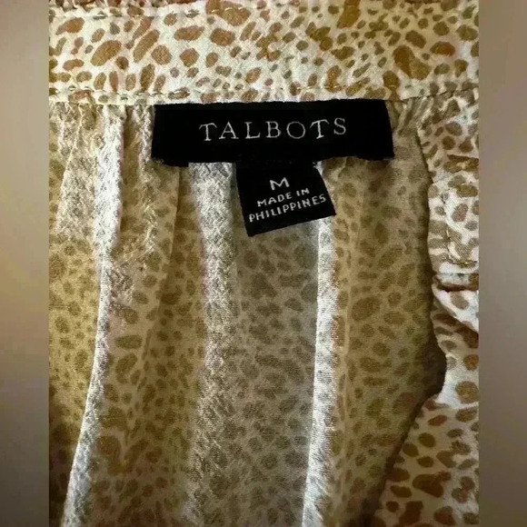 TALBOTS PEBBLED DOT RUFFLE SHELL - Picture 9 of 13